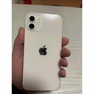 アイフォーン(iPhone)の超美品　Apple iPhone 12  128GB ホワイト(スマートフォン本体)