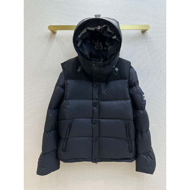 最新作 BURBERRY - Burberry バーバリー ダウンジャケット ダウン