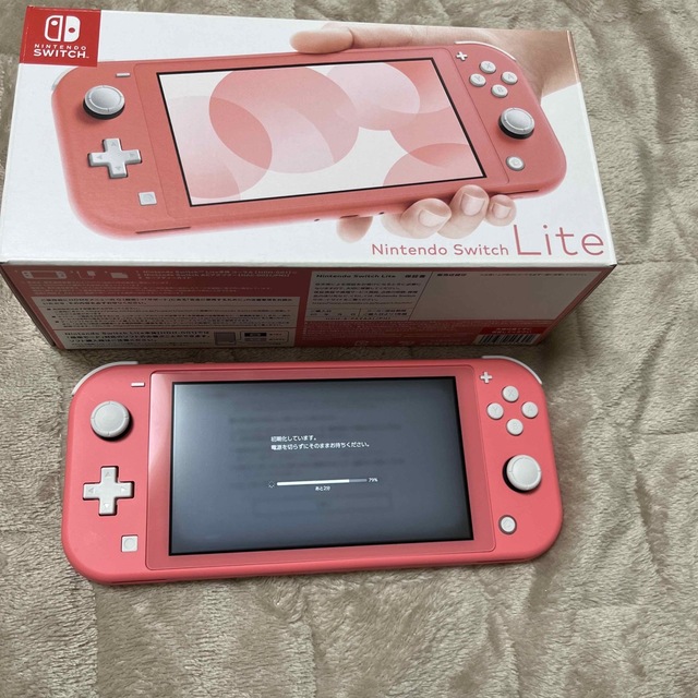 switch lite コーラル