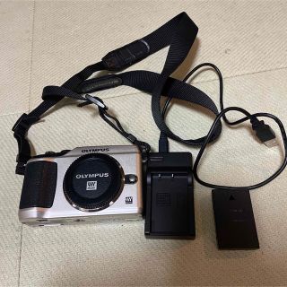 オリンパス(OLYMPUS)のオリンパス　E-PL2 動作確認済み(ミラーレス一眼)