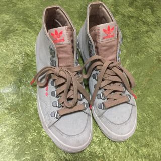 アディダス(adidas)のadidas ハイカットスニーカー(スニーカー)