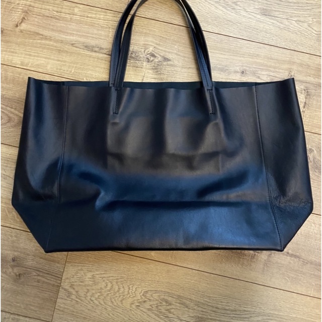 特別プライス 入手困難 新品 セリーヌ ホリゾンタルカバ ブラック
