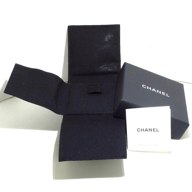 CHANEL(シャネル)のシャネル ブローチ美品  - 黒×ゴールド レディースのアクセサリー(ブローチ/コサージュ)の商品写真