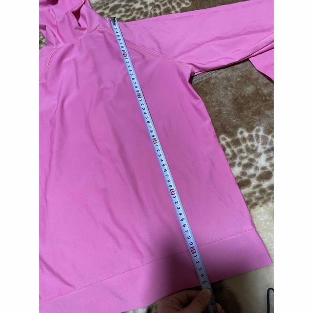 レディース  ラッシュガード　パーカー　水着　ピンク　L レディースの水着/浴衣(その他)の商品写真