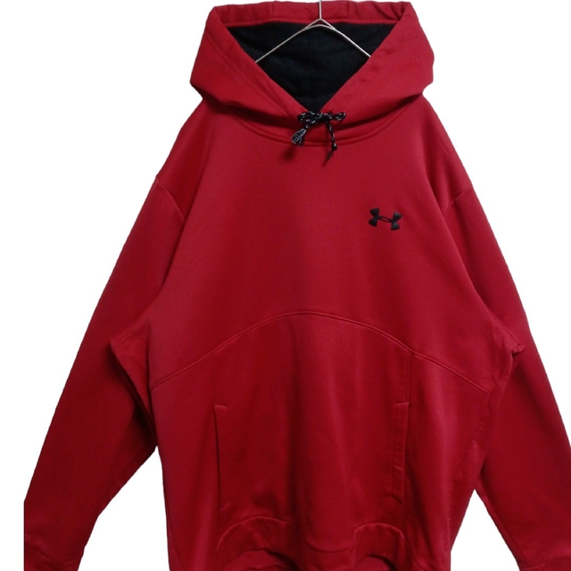 UNDER ARMOUR(アンダーアーマー)の【超オーバーサイズ】即完売品　アンダーアーマーパーカースエットレッド　ロゴ　希少 メンズのトップス(パーカー)の商品写真