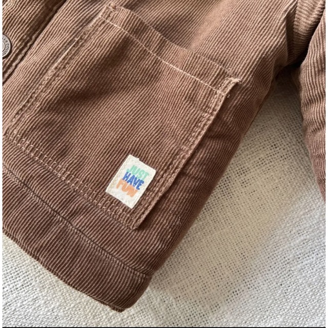 ZARA KIDS(ザラキッズ)のZARA BABY boy コーデュロイ　リバーシブル　80 キッズ/ベビー/マタニティのベビー服(~85cm)(ジャケット/コート)の商品写真