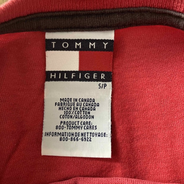 TOMMY HILFIGER(トミーヒルフィガー)のトミーヒルフィガー　赤色　トップス レディースのトップス(Tシャツ(長袖/七分))の商品写真