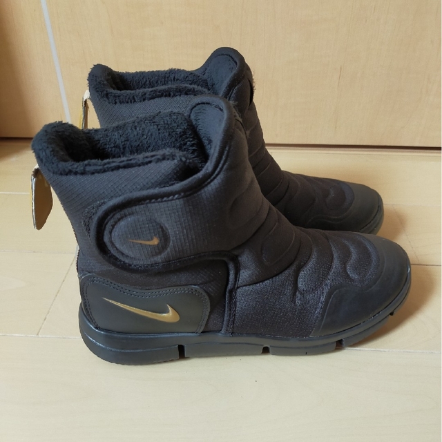 NIKE(ナイキ)のナイキ　スノーブーツキッズ　　22センチ キッズ/ベビー/マタニティのベビー靴/シューズ(~14cm)(ブーツ)の商品写真