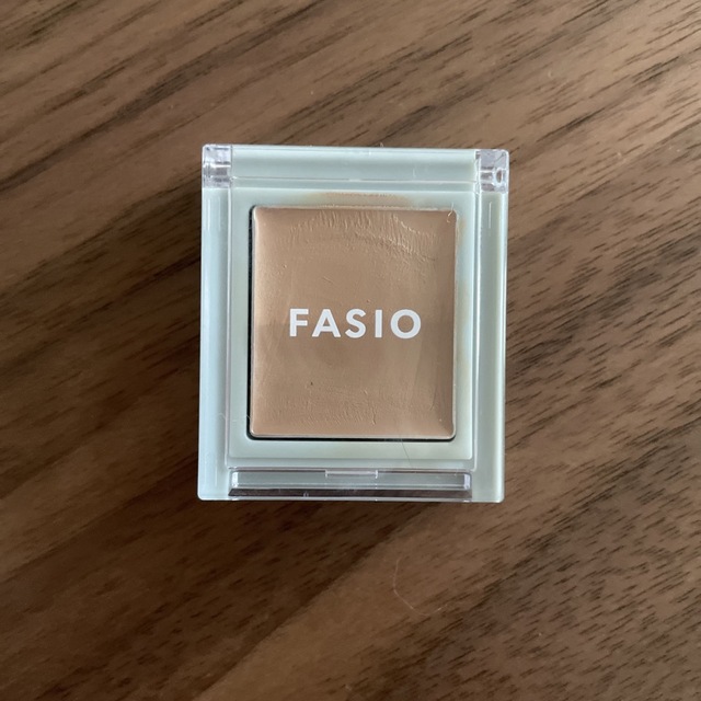 Fasio(ファシオ)のFASIO エアリーステイコンシーラー コスメ/美容のベースメイク/化粧品(コンシーラー)の商品写真