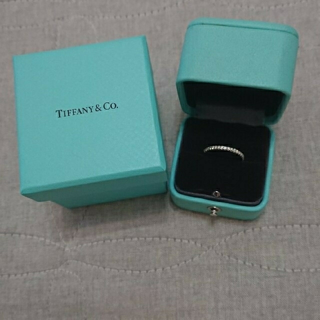 Tiffany & Co.(ティファニー)の専用 ティファニー ダイアソレストバンド レディースのアクセサリー(リング(指輪))の商品写真