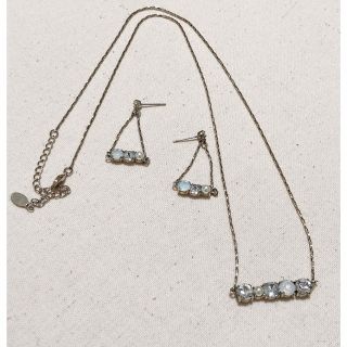 ジャスグリッティー(JUSGLITTY)のジャスグリッティー ノベルティ ピアス ネックレス セット(ネックレス)