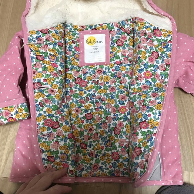 Boden(ボーデン)のアウター　90 女の子　未使用 キッズ/ベビー/マタニティのキッズ服女の子用(90cm~)(ジャケット/上着)の商品写真