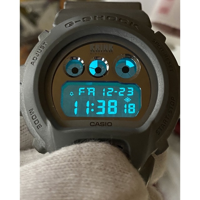 G-SHOCK/限定/DW-6900/時計/KRINK/シルバー/別注/三つ目腕時計(デジタル)