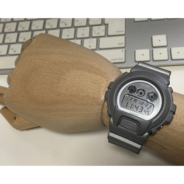 G-SHOCK/限定/DW-6900/時計/KRINK/シルバー/別注/三つ目腕時計(デジタル)