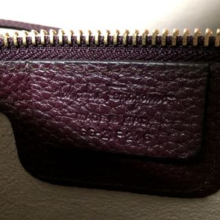 Salvatore Ferragamo サルヴァトーレフェラガモ エイミー