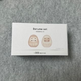 スリーコインズ　お正月　だるま(置物)