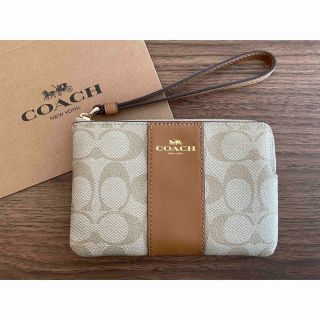 コーチ(COACH)の【新品未使用タグ付き】コーチ COACH ポーチ 財布 シグネチャー ベージュ(ポーチ)