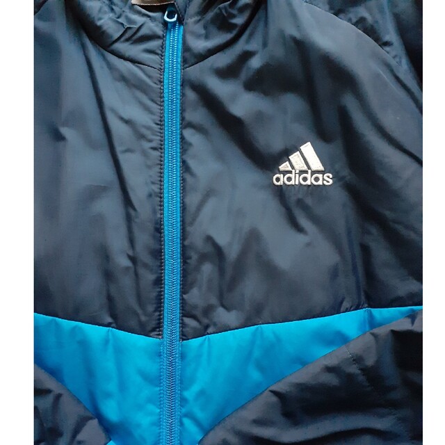 adidas(アディダス)のadidas アディダス　ジュニアジャケット　160サイズ キッズ/ベビー/マタニティのキッズ服男の子用(90cm~)(ジャケット/上着)の商品写真