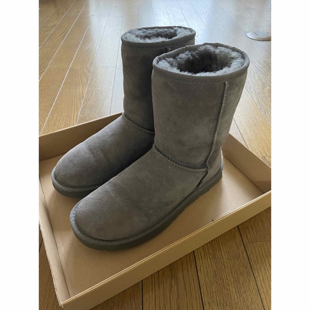 UGG W classic short