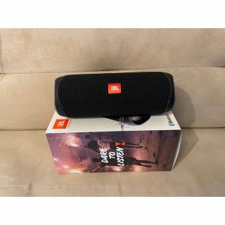 ボーズ(BOSE)のJBL flip5 Bluetooth スピーカー BLACK(スピーカー)