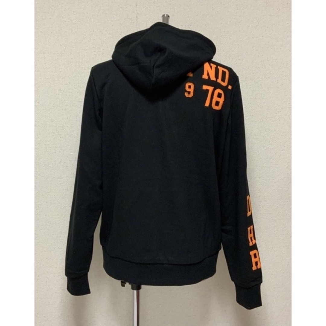 DIESEL(ディーゼル)の洗練されたデザイン　DIESEL　S-GINN-HOOD-ZIP-K7　M メンズのトップス(パーカー)の商品写真