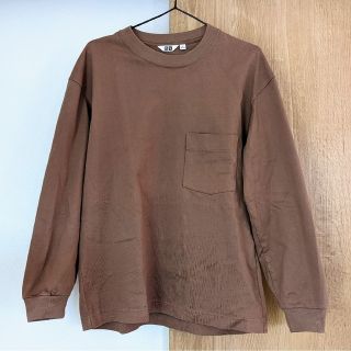 ユニクロ(UNIQLO)のユニクロU 長袖クルーネックT（ブラウン）(Tシャツ/カットソー(七分/長袖))