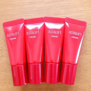 アスタリフト(ASTALIFT)のアスタリフト　クリーム　7g 4本セット　計28g 富士フィルム(フェイスクリーム)