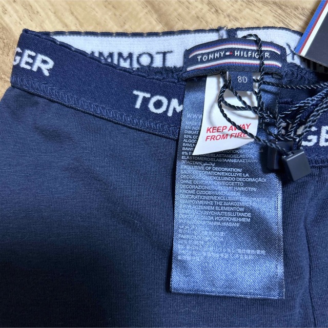 TOMMY HILFIGER(トミーヒルフィガー)のトミー　ヒルフィガー　レギンス　80 キッズ/ベビー/マタニティのベビー服(~85cm)(パンツ)の商品写真