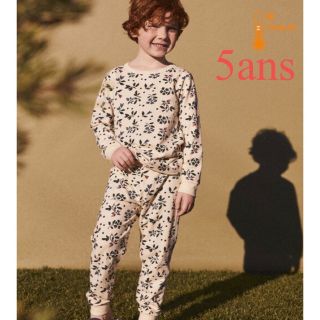 プチバトー(PETIT BATEAU)の新品 タグ付き プチバトー 5ans 裏起毛プリント 長袖 パジャマ フラワー(その他)