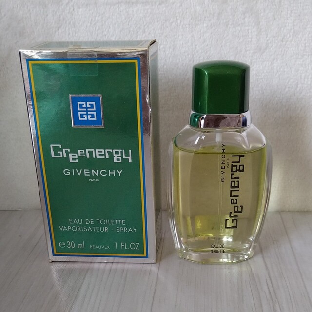 GIVENCHY(ジバンシィ)のGIVENCHY　香水　グリナジィ コスメ/美容の香水(香水(男性用))の商品写真