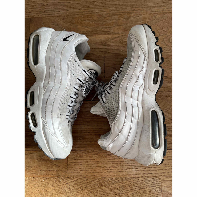 NIKE エアマックス95