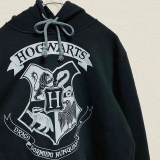 ビームス(BEAMS)の一点物　公式　2018年製　ハリー・ポッター Hogwarts デカロゴパーカー(パーカー)