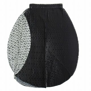 イッセイミヤケ パンツ(ホワイト/白色系)の通販 52点 | ISSEY MIYAKE