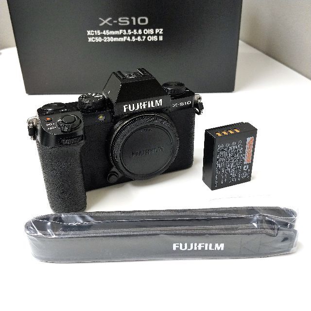 売れ筋がひ！ 富士フイルム - 富士フイルム X-S10 ボディ（美品 値下げ ...