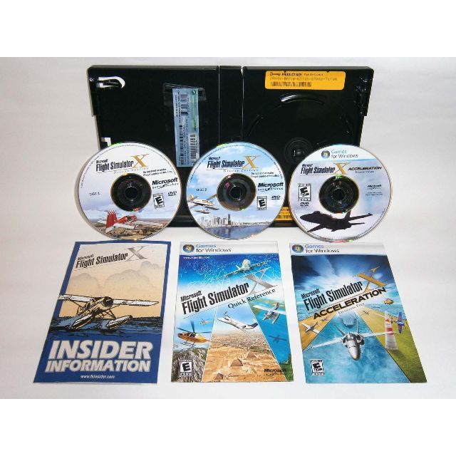 Microsoft(マイクロソフト)の中古 Flight Simulator X Gold Edition US版 エンタメ/ホビーのゲームソフト/ゲーム機本体(PCゲームソフト)の商品写真