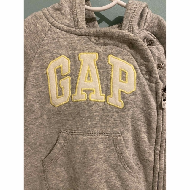 GAP(ギャップ)の未使用★gapくまさんカバーオール　ロンパース★70size キッズ/ベビー/マタニティのベビー服(~85cm)(カバーオール)の商品写真