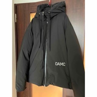 オーエーエムシー(OAMC)の新作 L OAMC Lithium Jacket Peacemaker(ダウンジャケット)