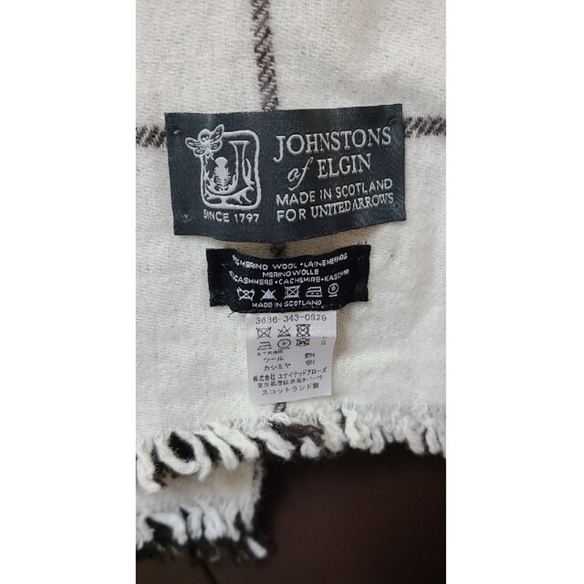 Johnstons(ジョンストンズ)のジョンストンズ　大判マフラー　オフホワイト　ユナイテッドアローズ別注 レディースのファッション小物(マフラー/ショール)の商品写真