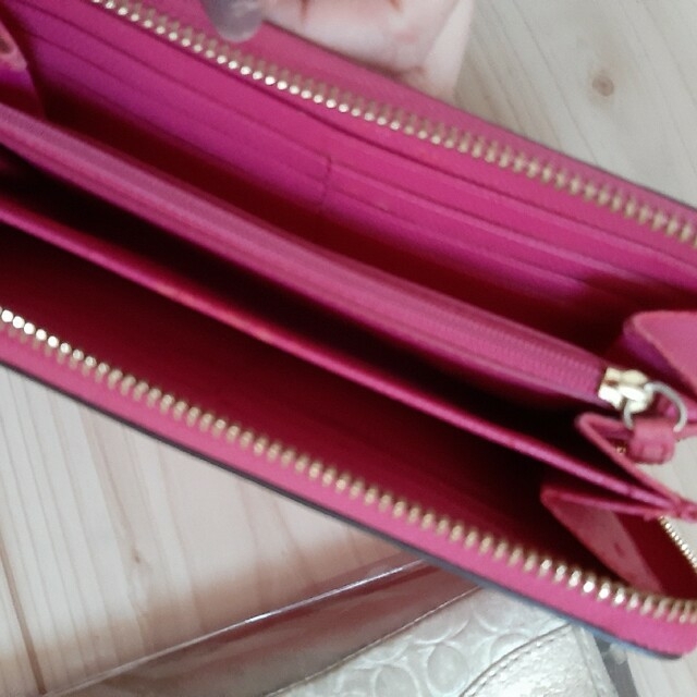 美品!2つセット定価10万相当COACHコーチ長財布!縁起良いゴールドとピンク色