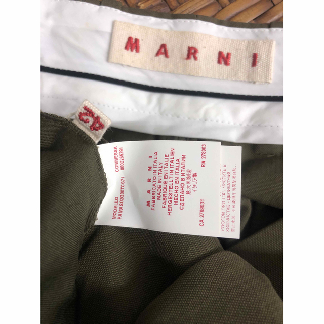 Marni(マルニ)のMarniマルニ　クロップドパンツ レディースのパンツ(クロップドパンツ)の商品写真