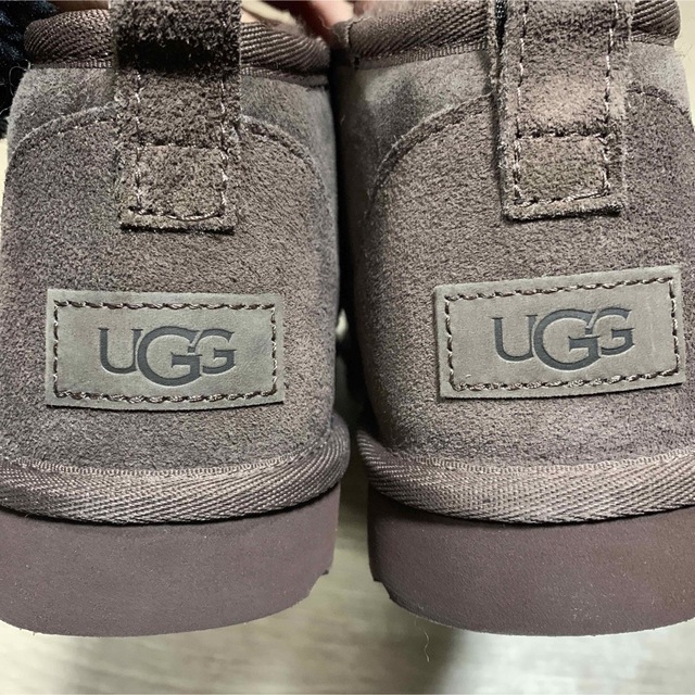 UGG - 新品未使用！正規品 UGGムートンクラシックウルトラミニバーント