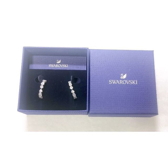 SWAROVSKI(スワロフスキー)の☆証明書付☆ スワロフスキー ピアス 5563322 ジルコニア Tennis  レディースのアクセサリー(ピアス)の商品写真