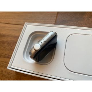 Apple Watch - Apple Watch SE GPSモデル 40mm MYDM2J/A ホワイ…の通販