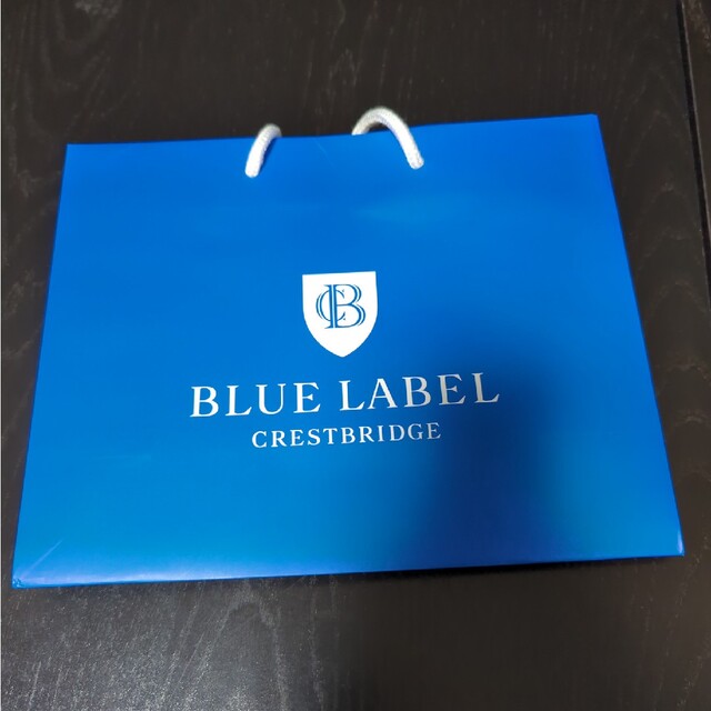 BLUE LABEL CRESTBRIDGE(ブルーレーベルクレストブリッジ)のブルーレーベル　ショップ袋 レディースのバッグ(ショップ袋)の商品写真
