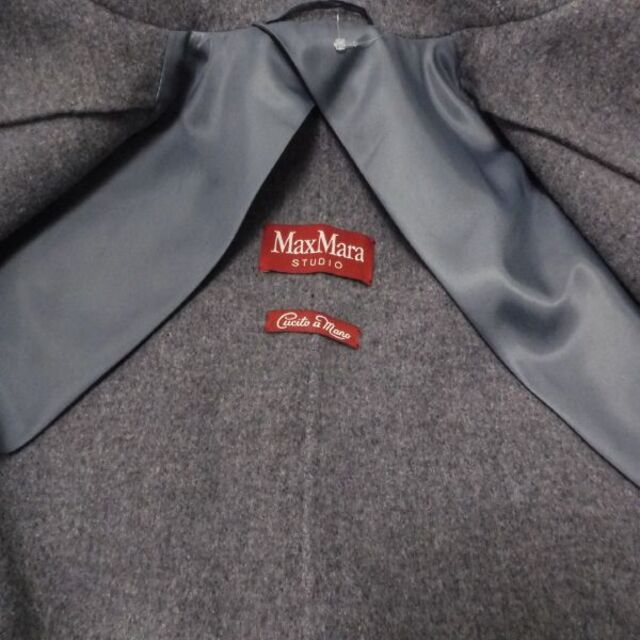 Max Mara(マックスマーラ)の美品 maxmaraSTUDIO マックスマーラ コート 1点 グレー ウール カシミヤ クチート ア マーノ ガウン レディース AM3706W  レディースのジャケット/アウター(ロングコート)の商品写真