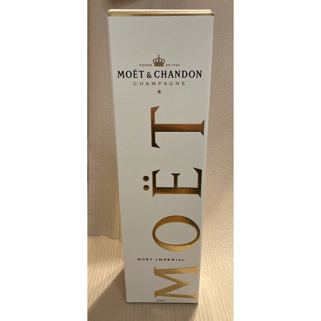MOËT & CHANDON(モエエシャンドン)の２本 MOÈT & CHANDON CHAMPAGNE モエシャンドン 食品/飲料/酒の酒(シャンパン/スパークリングワイン)の商品写真