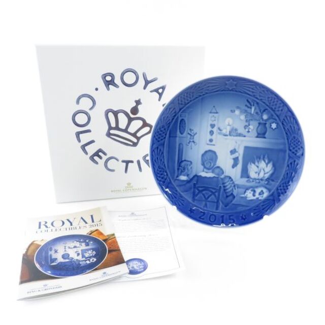 未使用 ROYAL COPENHAGEN ロイヤルコペンハーゲン 2015年「CHRISTMAS DAYS」 イヤープレート 1枚 飾り皿 絵皿 クリスマス SC5941A2食器