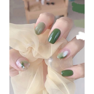 ネイルチップ つけ爪 グリーン ホワイト 緑 黄緑 白 シンプル 韓国 可愛い