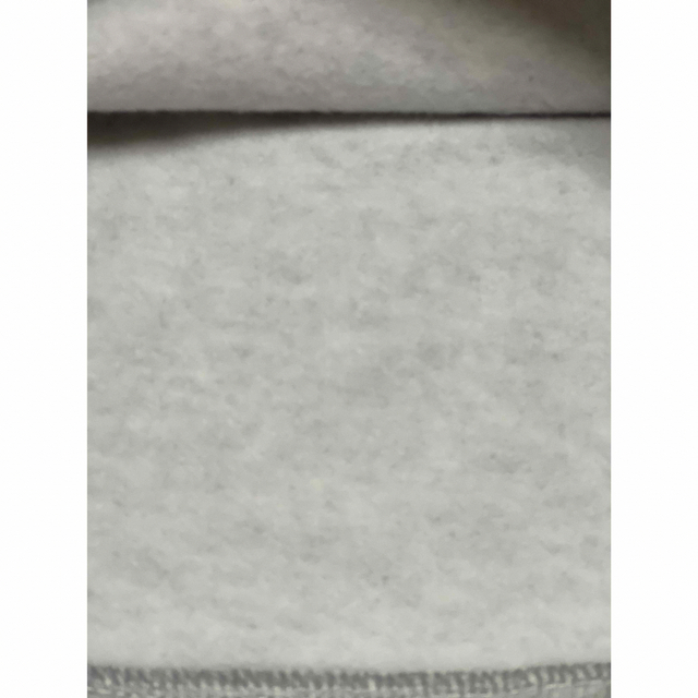 Cath Kidston(キャスキッドソン)の新品未使用　Cath Kidston スヌーピーコラボ　裏起毛トレーナー　100 キッズ/ベビー/マタニティのキッズ服女の子用(90cm~)(Tシャツ/カットソー)の商品写真