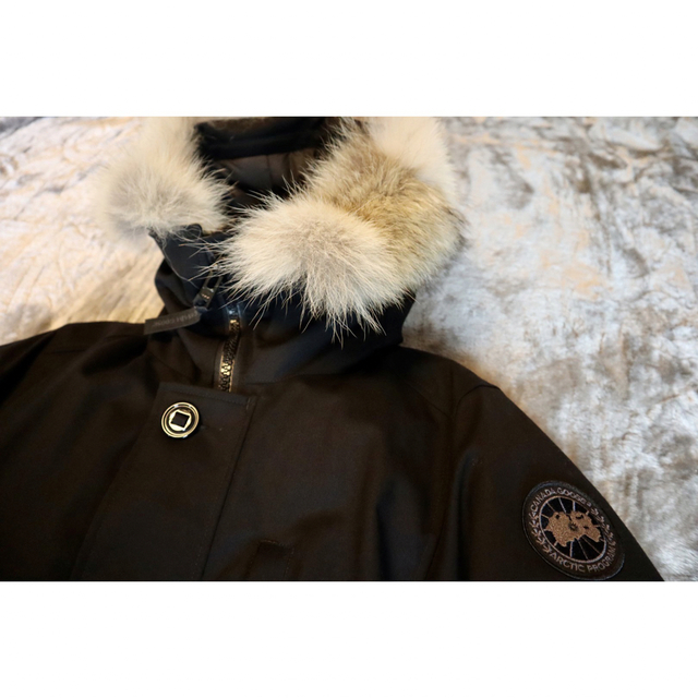 CANADA GOOSE(カナダグース)のカナダグース　レッドクリフ　ジャスパー　ブラックレーベル　モンクレール　新品同様 メンズのジャケット/アウター(ダウンジャケット)の商品写真